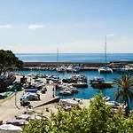 게스트하우스 Hostal Cala Ratjada