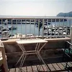 Hostal Cala Ratjada بيت ضيافة