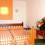 بيت ضيافة Hostal Cala Ratjada كالا راتخاذا