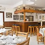 بيت ضيافة Hostal Cala Ratjada كالا راتخاذا