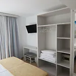 Hostal Cala Ratjada بيت ضيافة *