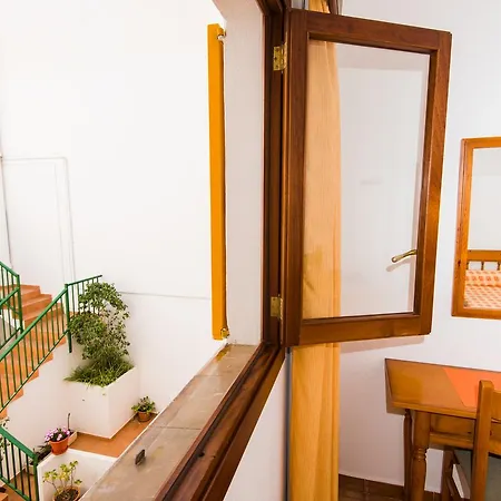 Hostal Cala Ratjada Konukevi *