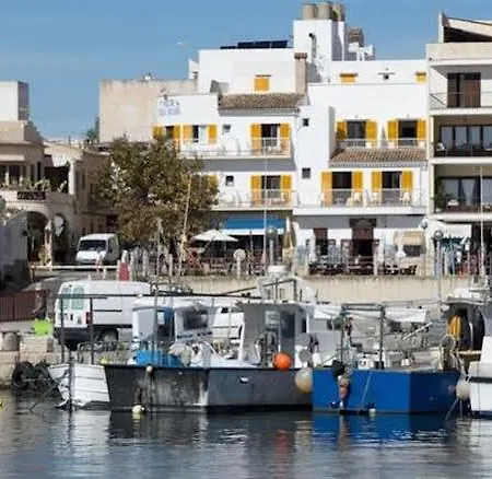 Konukevi Hostal Cala Ratjada