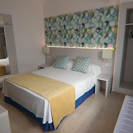Hostal Cala Ratjada Pensjonat *