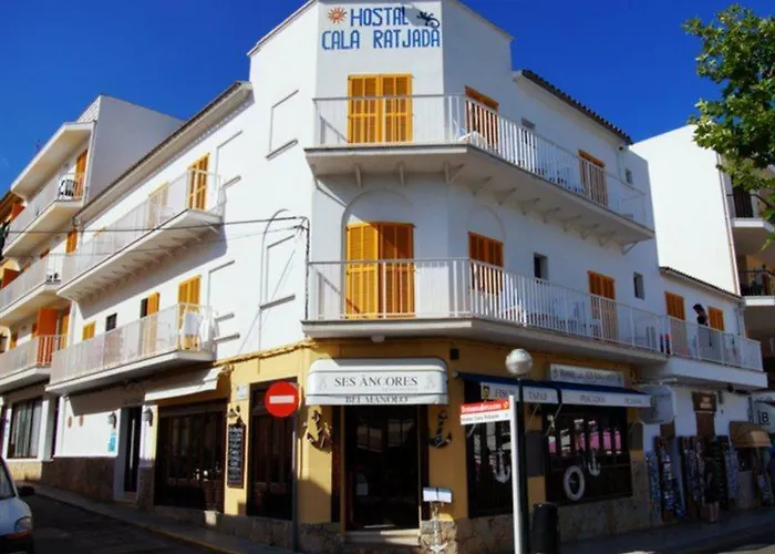 Hostal Cala Ratjada Maison d'hôtes *