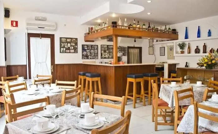 בית הארחה Hostal Cala Ratjada קאלה ראטג'אדה