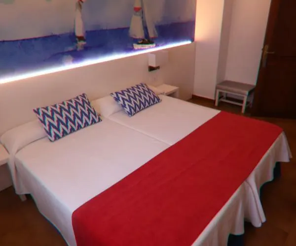 בית הארחה Hostal Cala Ratjada קאלה ראטג'אדה