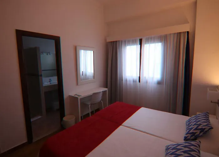 Hostal Cala Ratjada *