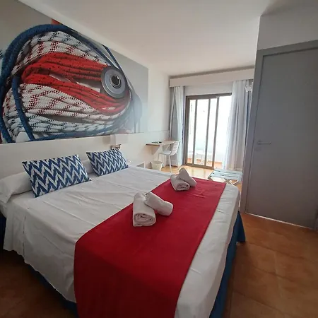 Гостевой дом Hostal Cala Ratjada *