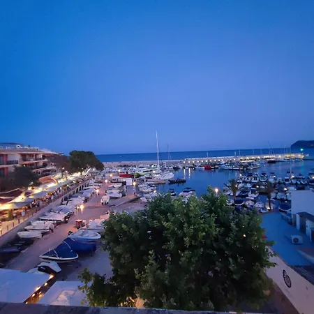 Pensión Hostal Cala Ratjada *