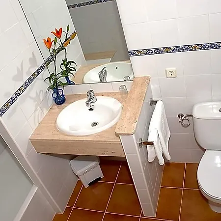 Hostal Cala Ratjada Гостьовий будинок Кала-Ратхада