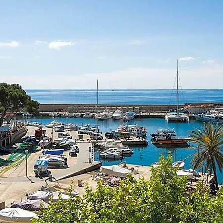 بيت ضيافة Hostal Cala Ratjada