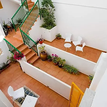 Hostal Cala Ratjada بيت ضيافة *