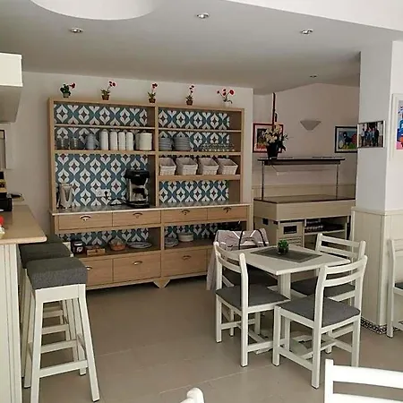 Hostal Cala Ratjada Гостьовий будинок Кала-Ратхада