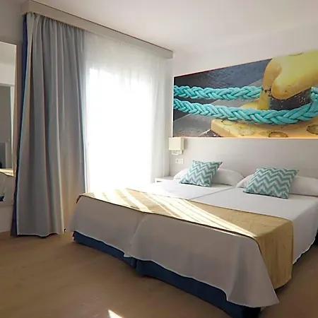 بيت ضيافة Hostal Cala Ratjada كالا راتخاذا
