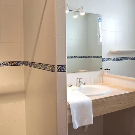 Hostal Cala Ratjada Guest house *