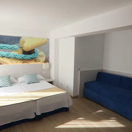 Guest house Hostal Cala Ratjada *