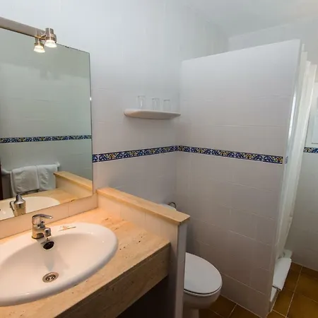 Hostal Cala Ratjada Гостьовий будинок