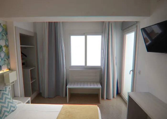 Hostal Cala Ratjada Cala Ratjada (Mallorca)